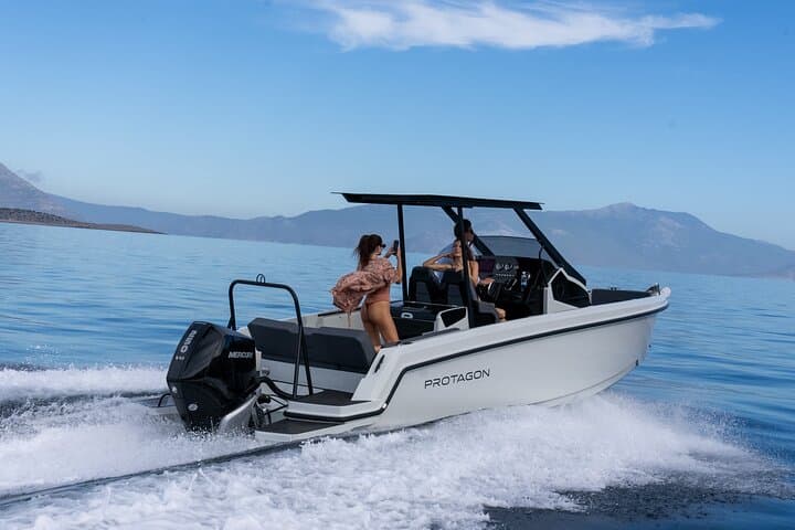 Private Full-Day Boat Tour from Split — Blue Lagoon, Šolta & Brač photo 3