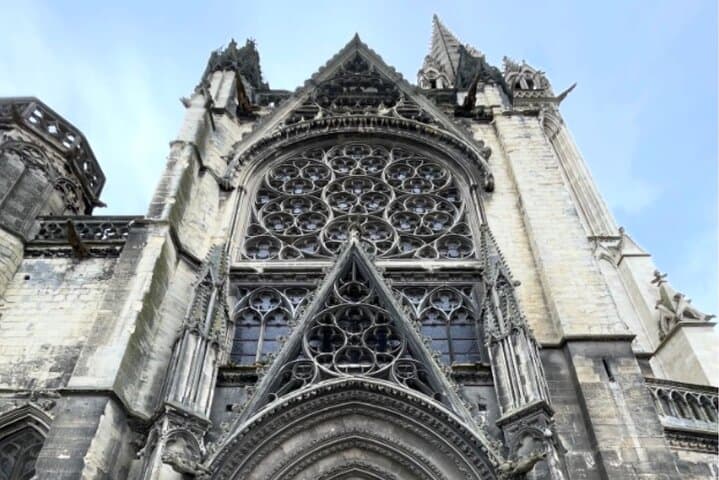Discover Caen: Self-Guided Scavenger Hunt Through Historic Streets photo 3