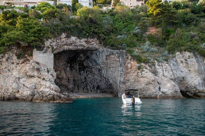 Private Speedboat to Dubrovnik's Blue & Green Caves — Lopud & Lokrum Tour photo 2