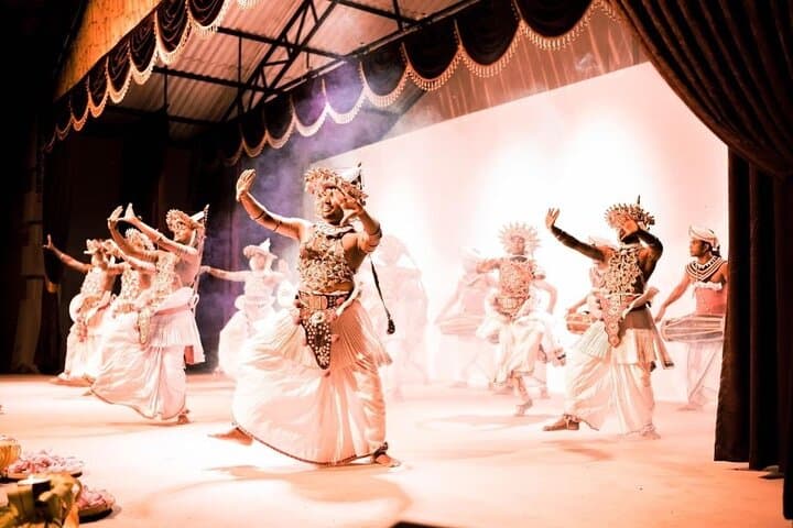 4-Day Sri Lanka Circuit: Sigiriya, Kandy & Bentota Adventure photo 4
