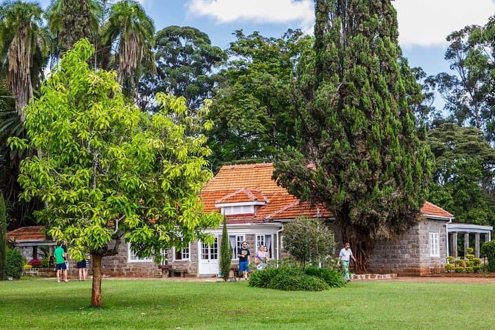 Nairobi Giraffe Centre, Karen Blixen & Bomas Day Tour with Carnivore Dinner photo 3