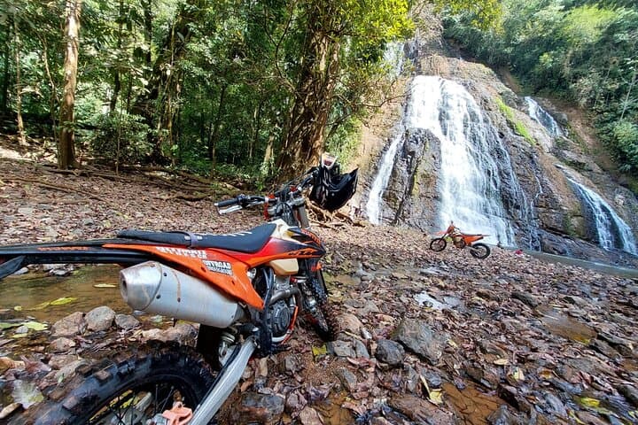 Enduro Dirt‑Bike One‑Day Tour from Jaco — Rainforest, Rivers & Waterfalls