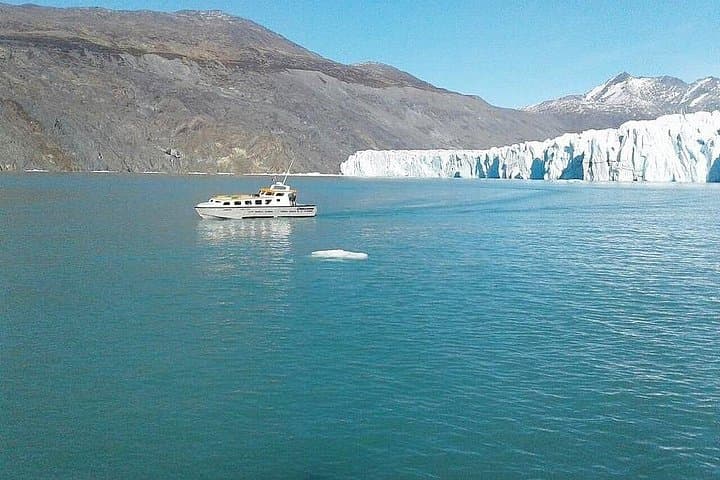 Calafate Southern Navigation — Perito Moreno & Frías Valley Trekking