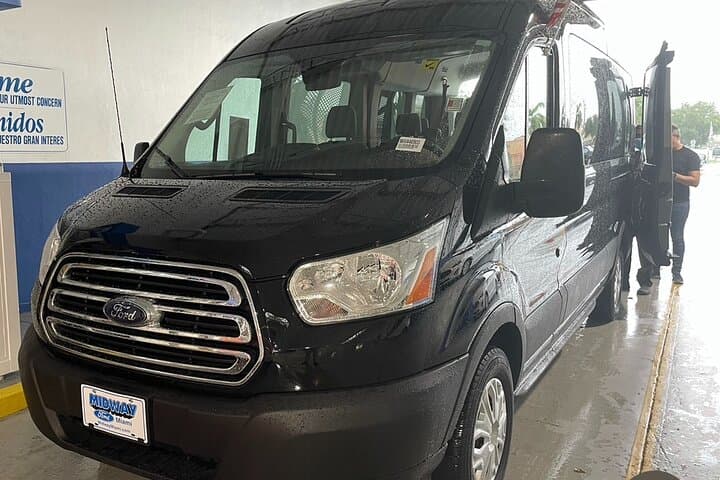 Private Miami to Orlando Transfer: Door-to-Door Shuttle and Van Service photo 6