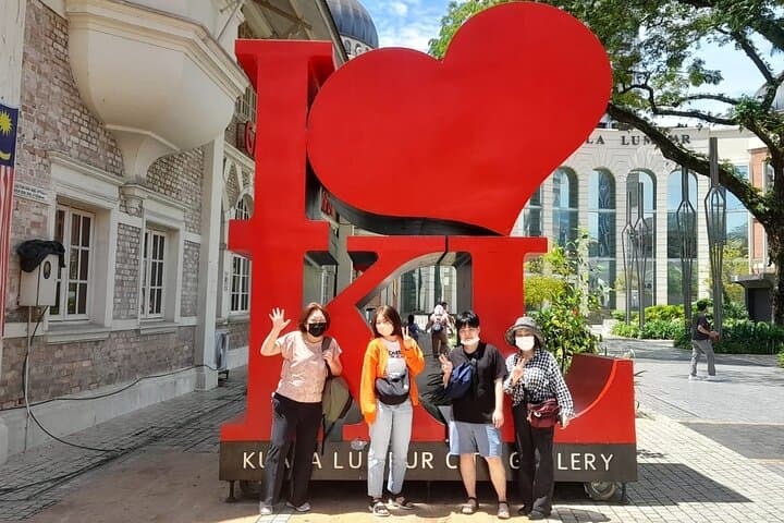 Full-Day Kuala Lumpur City Tour: Petronas, Batu Caves & Cultural Highlights photo 2