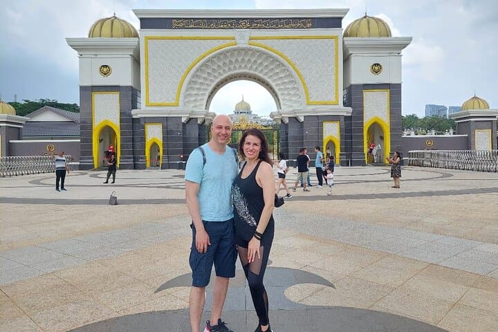 Full-Day Kuala Lumpur City Tour: Petronas, Batu Caves & Cultural Highlights photo 3