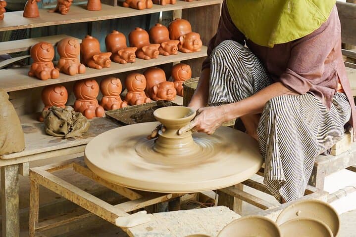 Hoi An Handicraft Village Half-Day: Pottery, Carpentry & Tra Que Farming photo 2