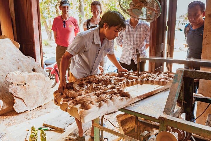 Hoi An Handicraft Village Half-Day: Pottery, Carpentry & Tra Que Farming photo 6
