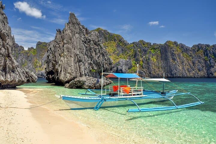 5-Day Palawan Escape: Puerto Princesa Underground River & El Nido Island Hopping