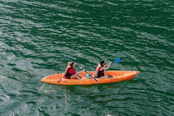 Sunset Kayak & Swim in Lan Ha Bay: 3-Hour Tour from Cat Ba photo 3