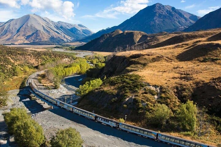 10-Day North-to-South Island Private Tour from Auckland — New Zealand Highlights photo 4