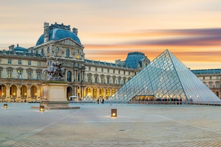 Deluxe Paris Tour & Seine River Cruise — Full-Day Highlights of Paris photo 2