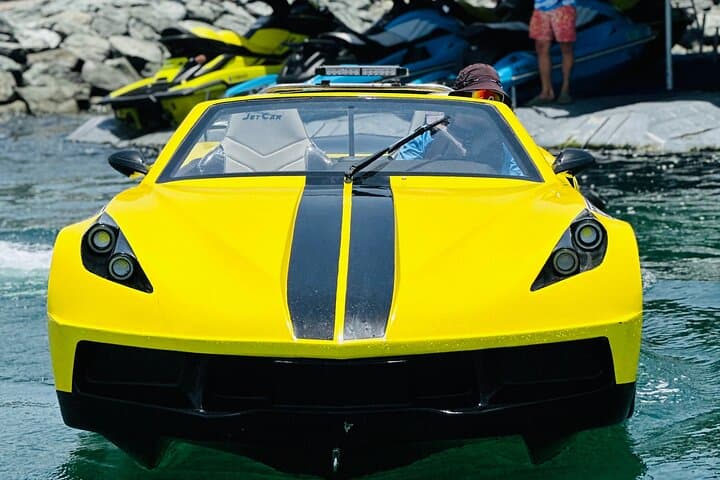 30-Minute Jet Car Experience in Dubai — High-Speed Skyline Ride photo 2