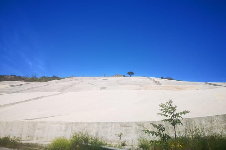 Explore the Cretti di Burri by E‑Bike: One-Day Rental from Gibellina photo 2
