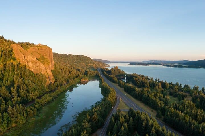Mt. Hood Loop: Waterfalls, Fruit Farms and Alpine Hikes in a Day photo 2