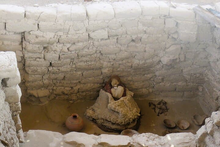 Explore Chauchilla Cemetery: Nazca Mummies and Traditional Pottery Workshop photo 6