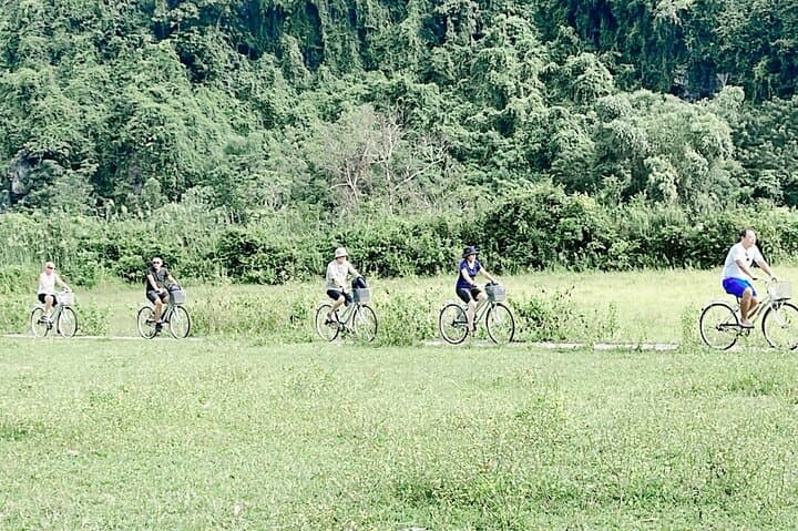 Mai Chau One-Day Private Excursion: Rice Paddies, Thai Stilt Villages & Trek from Hanoi photo 6