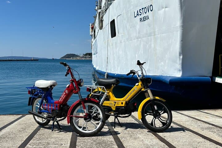 Split Tomos Moped Tour — Back to the 80s Vintage Ride & City Highlights photo 6