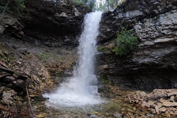 Calgary to Kananaskis Private Day Tour — Half-Day Rocky Mountains Escape photo 2