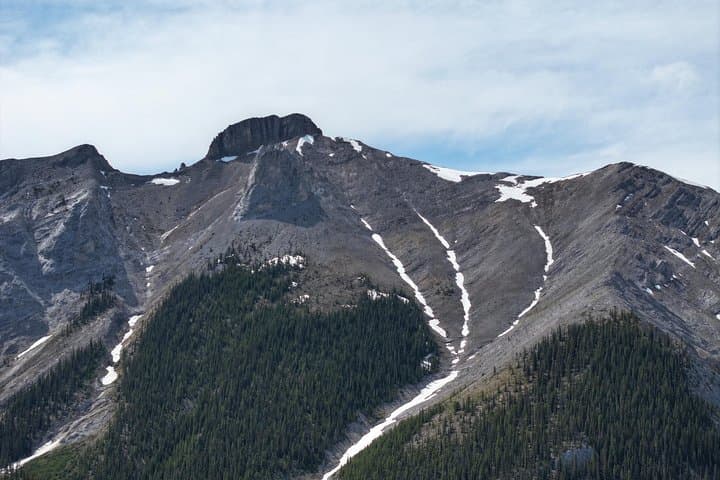 Calgary to Kananaskis Private Day Tour — Half-Day Rocky Mountains Escape photo 5