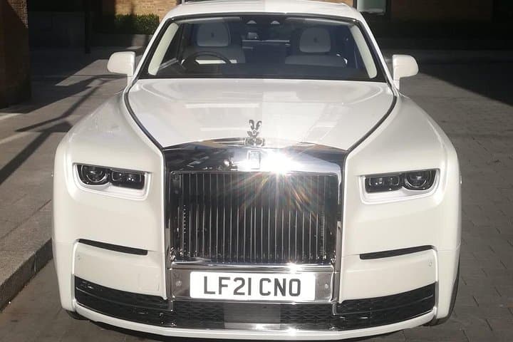 Private Full-Day Chauffeur Tours from London to Stonehenge, Windsor & Historic Sights photo 4