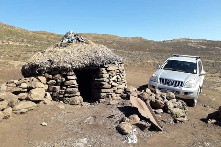 Sani Pass 4x4 Day Trip: Lesotho's Rooftop Pub and Drakensberg High Country photo 4