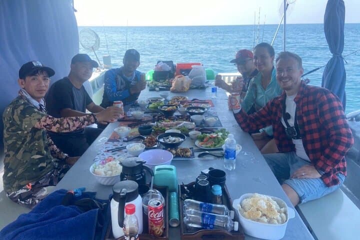 Full-Day Phu Quoc Fishing Journey to May Rut Island photo 3