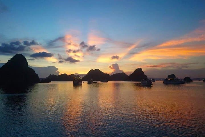 Private Canoe Tour from Cat Ba — Kayak Bright & Dark Caves and Swim Lan Ha Bay photo 3