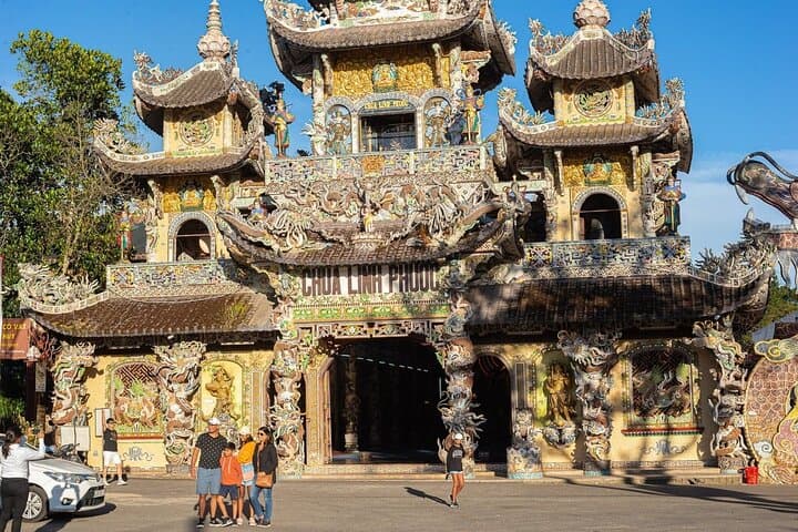 Da Lat Day Tour: Crazy House, Datanla Waterfall & Truc Lam Monastery photo 6