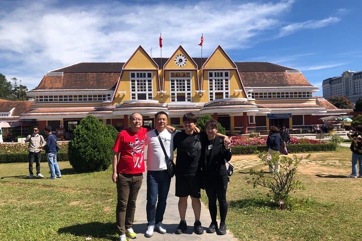 Da Lat One-Day Adventure: Crazy House, Linh Phuoc, Datanla & Tuyen Lam