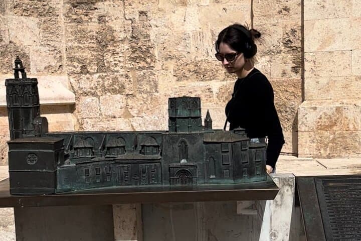 Self-Guided Valencia Walking Tour: Cathedral, La Lonja & Turia Garden Highlights photo 3