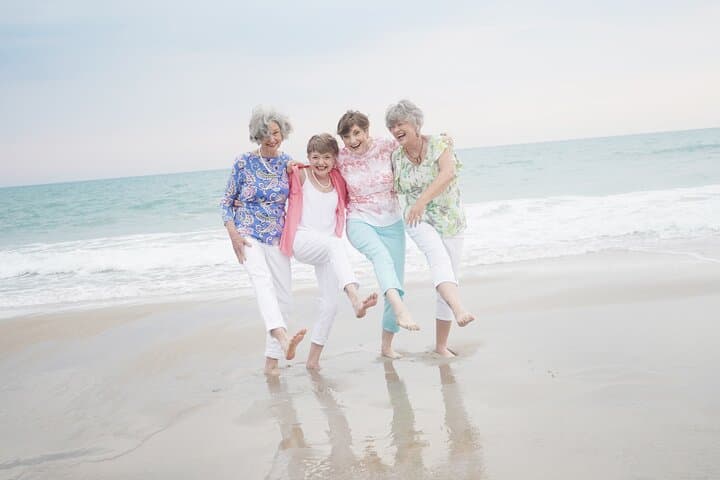 Fort Pierce Family Beach Portrait Session — Coastal Photoshoot Guide photo 1