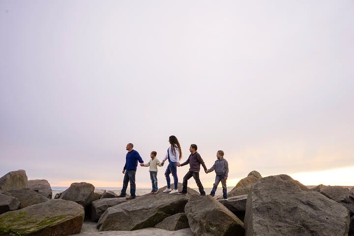 Fort Pierce Family Beach Portrait Session — Coastal Photoshoot Guide photo 3
