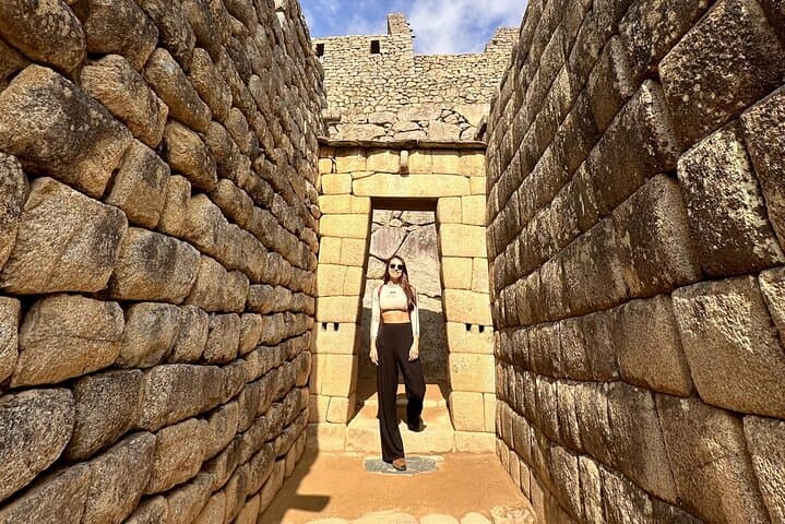 One-Day Machu Picchu from Cusco: Train Ride, Guided Ruins Tour, and Andes Views photo 5