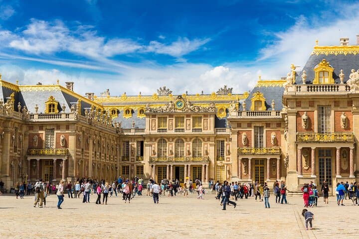 Versailles from Paris: Timed Entry & Gardens Access via RER Escort photo 3
