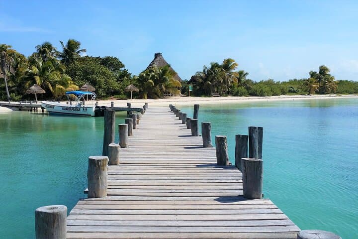 Isla Contoy and Isla Mujeres Snorkeling Tour from Cancun — Full-Day Catamaran Adventure