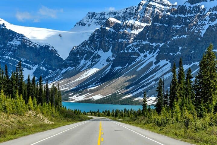Banff Icefields Parkway Private Full-Day Tour to Columbia Icefield photo 6