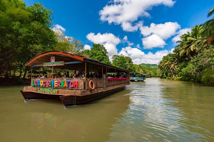 8-Day Cebu and Bohol: Culture, Chocolate Hills & Coastal Encounters photo 2