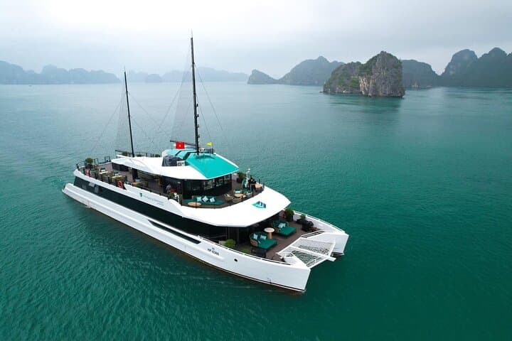 Halong Catamaran Premium Day Cruise with Jacuzzi, Kayaking & Cooking Demo