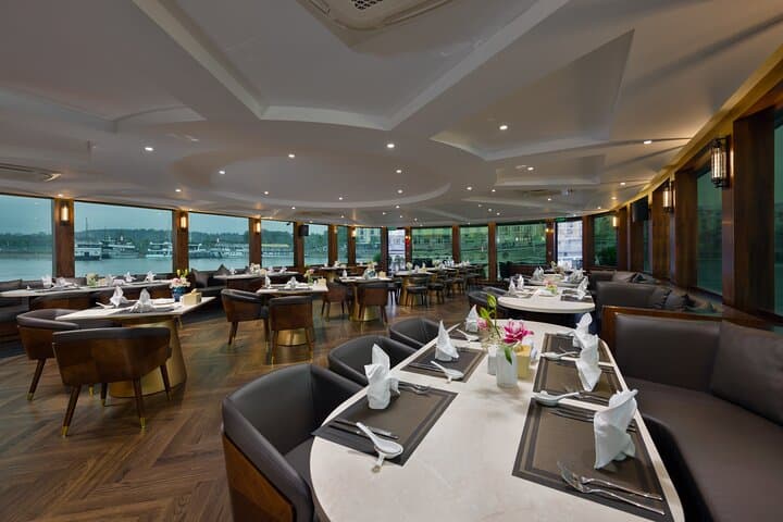 Halong Catamaran Luxury Day Cruise to Lan Ha Bay — Kayak, Swim & Sunset from Tuan Chau photo 5