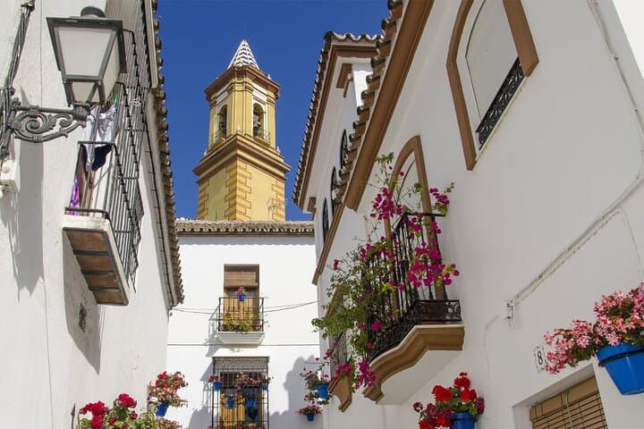 Explore Estepona by Bike: 2-Hour Guided Ride Through Old Town & Seafront photo 5