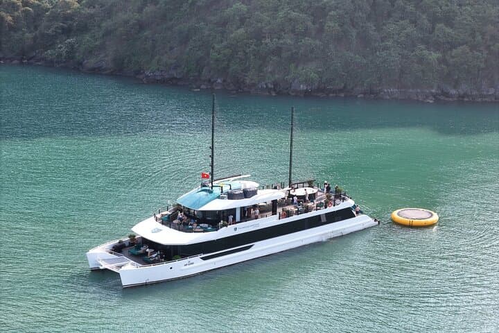 Lan Ha Bay Kayaking from Tuan Chau: Luxury Catamaran Day Cruise photo 1