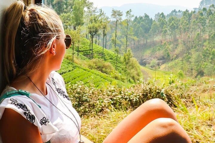 Ella to Kandy Scenic Train: Hill-Country Rail Journey with Reserved Seats photo 6