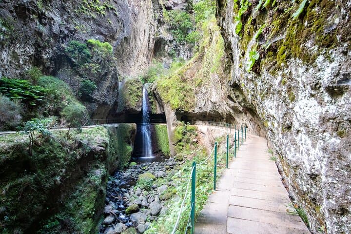 Hike the Levada Nova and Moinhos: Ponta do Sol’s Cliffside Waterways