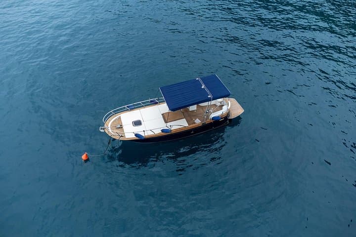 Coastal Cruise from Salerno: Small‑Group Amalfi & Positano Boat Tour photo 3