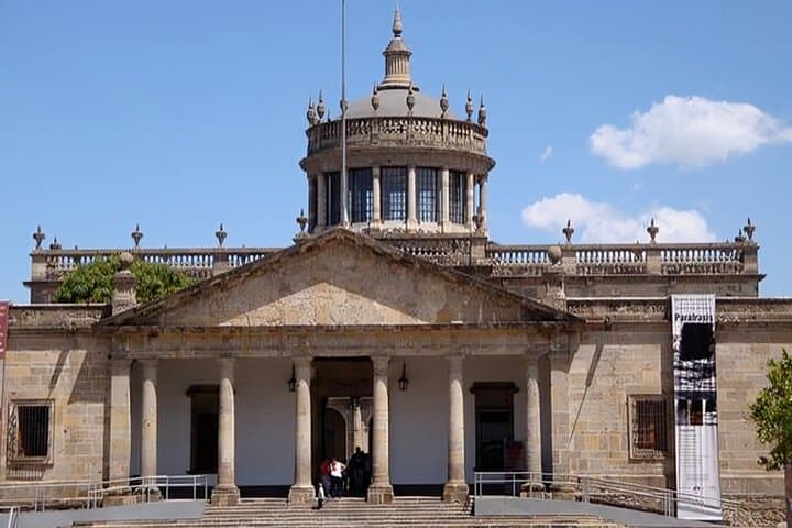 Guadalajara Highlights Walking Tour: Cathedral, Mercado Libertad & Hospicio Cabañas photo 4