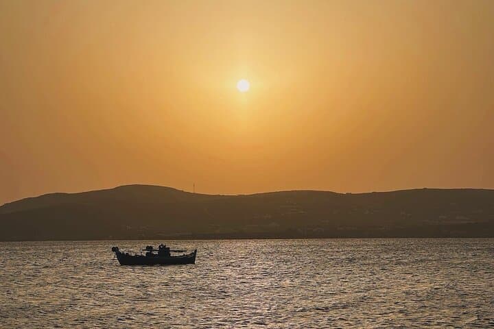 Sunset Boat Cruise Around Antiparos & Blue Lagoon photo 3