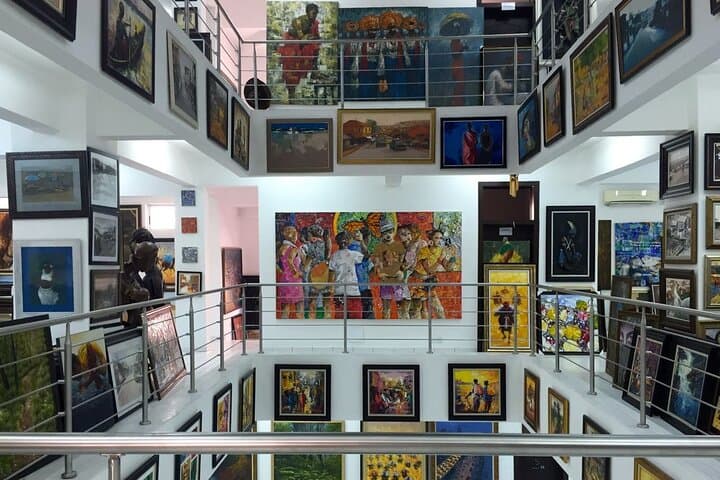 Lagos Music, Art and Beach Adventures: Afrobeats, Galleries & Atlantic Swim photo 6