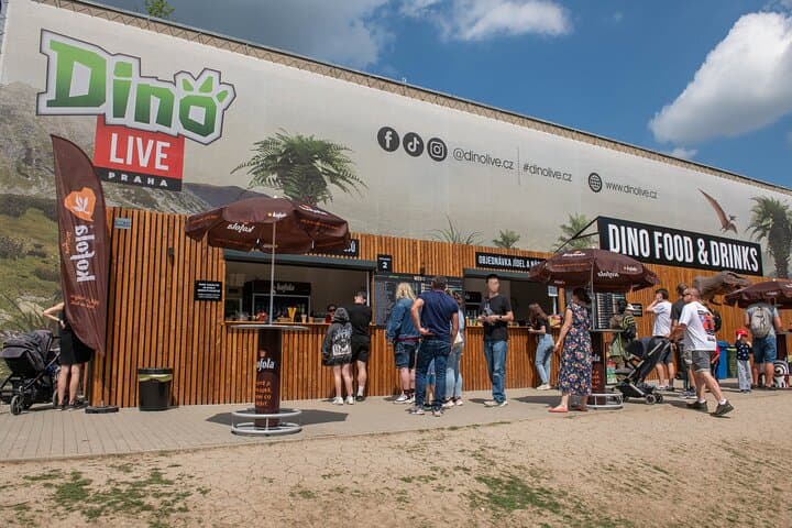 Dinosaurus Amusement Park Prague: Life-Size Animatronic Dino Experience photo 5