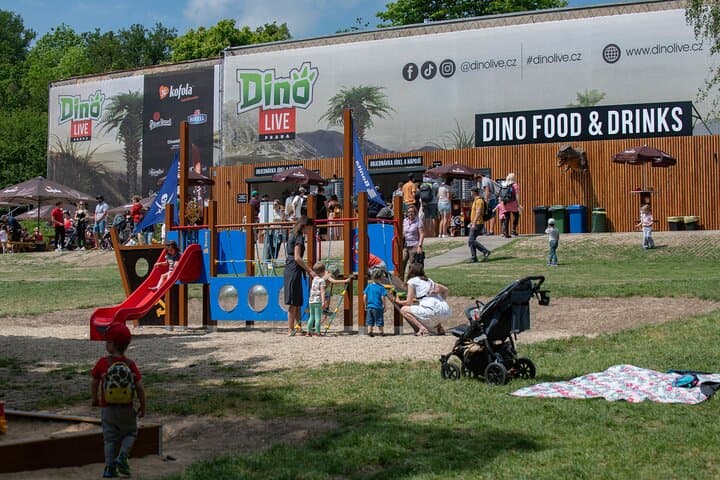 Dinosaurus Amusement Park Prague: Life-Size Animatronic Dino Experience photo 6